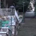 αυτοκινητο σκαλοπατια