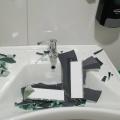 βανδαλισμός τουαλέτες ΑΜΕΑ