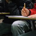 Μειώνονται τα θέματα της Τράπεζας Θεμάτων
