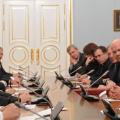 Κάμερον: Nα εναντιωθεί η Ευρώπη στον Πούτιν