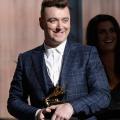 Στον Βρετανό Σαμ Σμιθ το Grammy για το καλύτερο τραγούδι της χρονιάς (βίντεο)