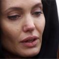 Τα δάκρυα της Αντζελίνα Τζολί στη Σρεμπρένιτσα