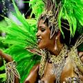 Βραζιλία: Μοιράζουν μαζικά προφυλακτικά, ενόψει καρναβαλιού