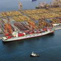 Πειραιάς: Διαμαρτυρία εργαζομένων στην COSCO για τις συνθήκες εργασίας
