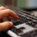 Σοκ στην Αττική: 12χρονος ζήτησε από 9χρονη να κάνουν cybersex! 