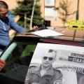 Οι ταξιτζήδες του Σαράγεβο τιμούν τον Ρόμπερτ Ντε Νίρο