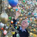 eggtree2-thumb-large.jpg