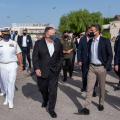Οι δύο άνδρες στη Ναυτική Βάση της Σούδας
