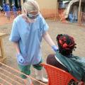 Στους 887 οι νεκροί από τον ιό Έμπολα στη Δυτική Αφρική