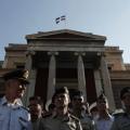 Στο ΣτΕ και πάλι οι ένστολοι για τις μειώσεις των αποδοχών τους