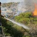 Σε εξέλιξη πυρκαγιά στις Στέρνες Ακρωτηρίου 