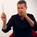 Ο Γιούρι Γκέλερ παράτησε τα κουτάλια και έπιασε το ... iPhone 6 (βίντεο)