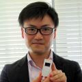 Από την Ιαπωνία έρχεται το μικρότερο κινητό τηλέφωνο στον κόσμο!