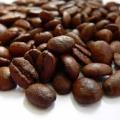 Καφεΐνη: Η νόμιμη εξαρτησιογόνος ουσία.
