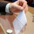 «Tεχνητή έλλειψη ψηφοδελτίων» τους καταγγέλλουν  Γιάννης Μανώλης και Τερενς Κουίκ