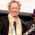 Keith Richards: Ο θρύλος της ροκ στην Ελούντα!