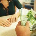 Σήμερα δίνει ο ΟΓΑ τα οικογενειακά επιδόματα