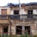 Κατεδαφίζουν το σπίτι του Μενέλαου Λουντέμη στην Πέλλα