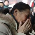 Αγωνία για την τύχη των 239 επιβατών του αγνοούμενου αεροσκάφους