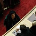 Η Μαρία Σκραφνάκη παρακολουθεί τις εξελίξεις στη Βουλή