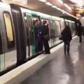 Έδωσε στις Αρχές τα στοιχεία τριών οπαδών η Τσέλσι