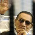Αθώος ο Μουμπάρακ για τους θανάτους εκατοντάδων διαδηλωτών