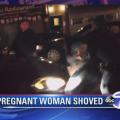Αστυνομικός στη Νέα Υόρκη ρίχνει στο δρόμο έγκυο γυναίκα (βίντεο)