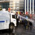 Επεισόδια στην Κωνσταντινούπολη -διέλυσαν διαδηλωτές με νερό και δακρυγόνα