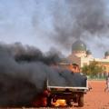 Πυρπολήθηκαν 45 εκκλησίες στο Νίγηρα για τα σκίτσα του Μωάμεθ