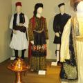 Η παραδοσιακή φορεσιά στο Εθνικό Ελληνικό Μουσείο στο Σικάγο