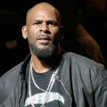 r-kelly-2.jpg