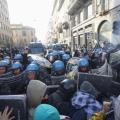Tρεις τραυματίες - διαδηλωτές σε συγκρούσεις στη Ρώμη