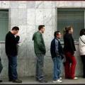 Eurostat: Συνεχίζεται η μείωση της απασχόλησης 