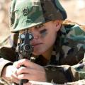 στρατός γυναίκες