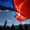 Ρωσικές σημαίες ανεμίζουν στον ουκρανικό ναύσταθμο στη Σεβαστούπολη