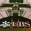 Η Ελβετική UBS παρέδωσε στοιχεία 300 πελατών της στη Γαλλία