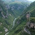 vikos1-1.jpg
