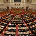 Έντονη αντιπαράθεση κυβέρνησης- αντιπολίτευσης στη βουλή για την ελληνική ιθαγένεια