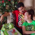 Πως περνά ένα ζευγάρι τις γιορτές των Χριστουγέννων (βίντεο)