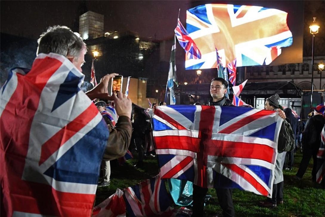 Brexit: Ξέφρενοι πανηγυρισμοί