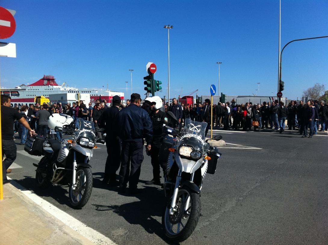 Προβληματίζει τους αγρότες της Κρήτης η διάλυση των μπλόκων στη Θεσσαλία 