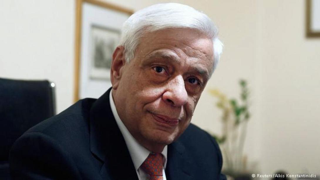 paulopoulos.jpg