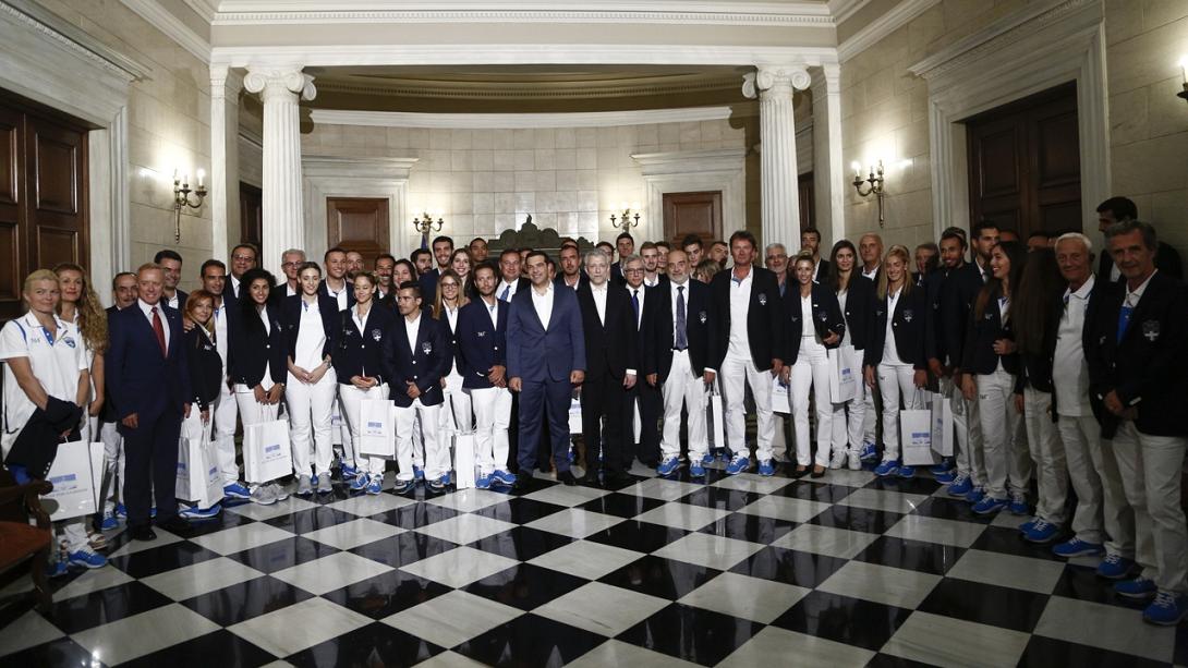 06-213028tsipras.jpg