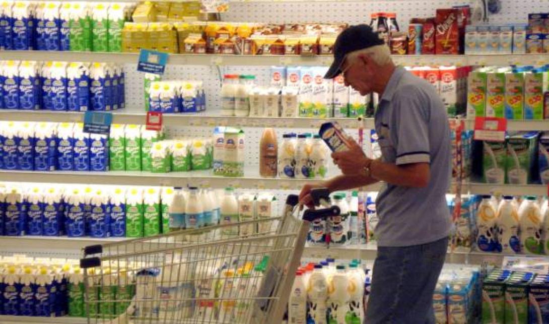 Τι αλλάζει σε γάλα και φάρμακα μετά τη διαφαινόμενη συμφωνία με την τρόικα
