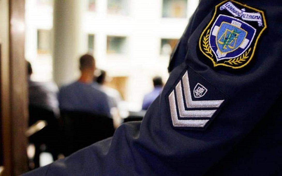 Διακριτικά στις στολές των αστυνομικών