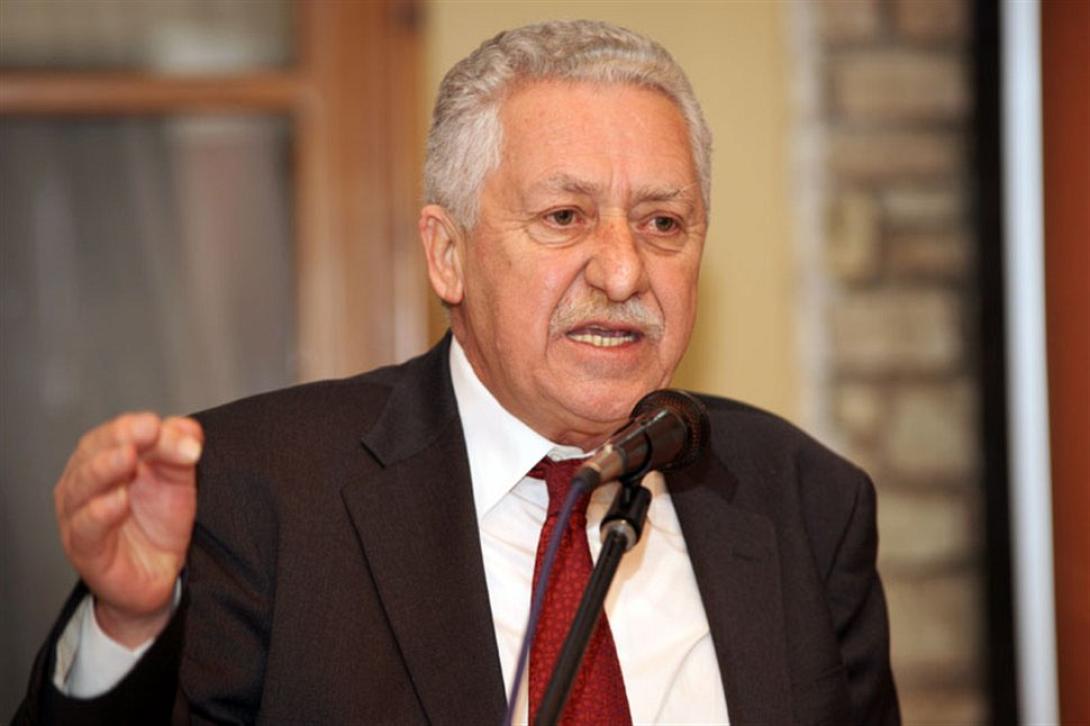 &quot;Η κυβέρνηση δεν πρέπει να δεχθεί τις απαιτήσεις της τρόικας&quot; τονίζει ο Φώτης Κουβέλης