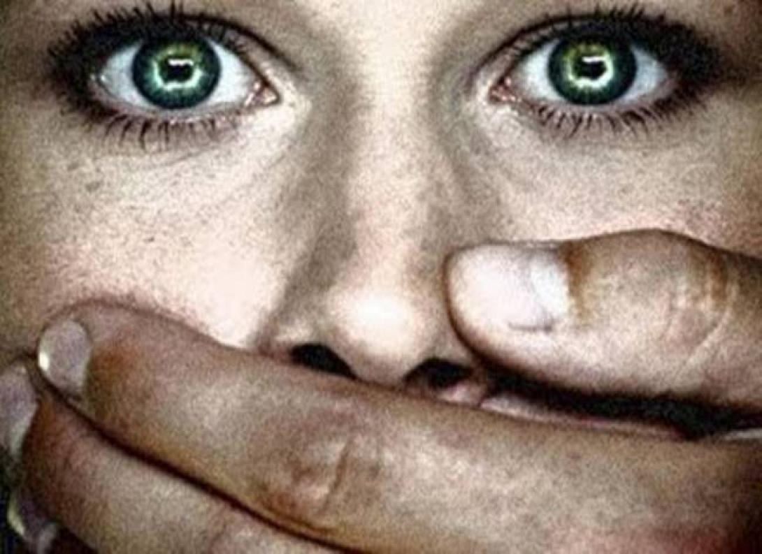 26χρονη τσιγγάνα βίασε 17χρονη στα Λιόσια