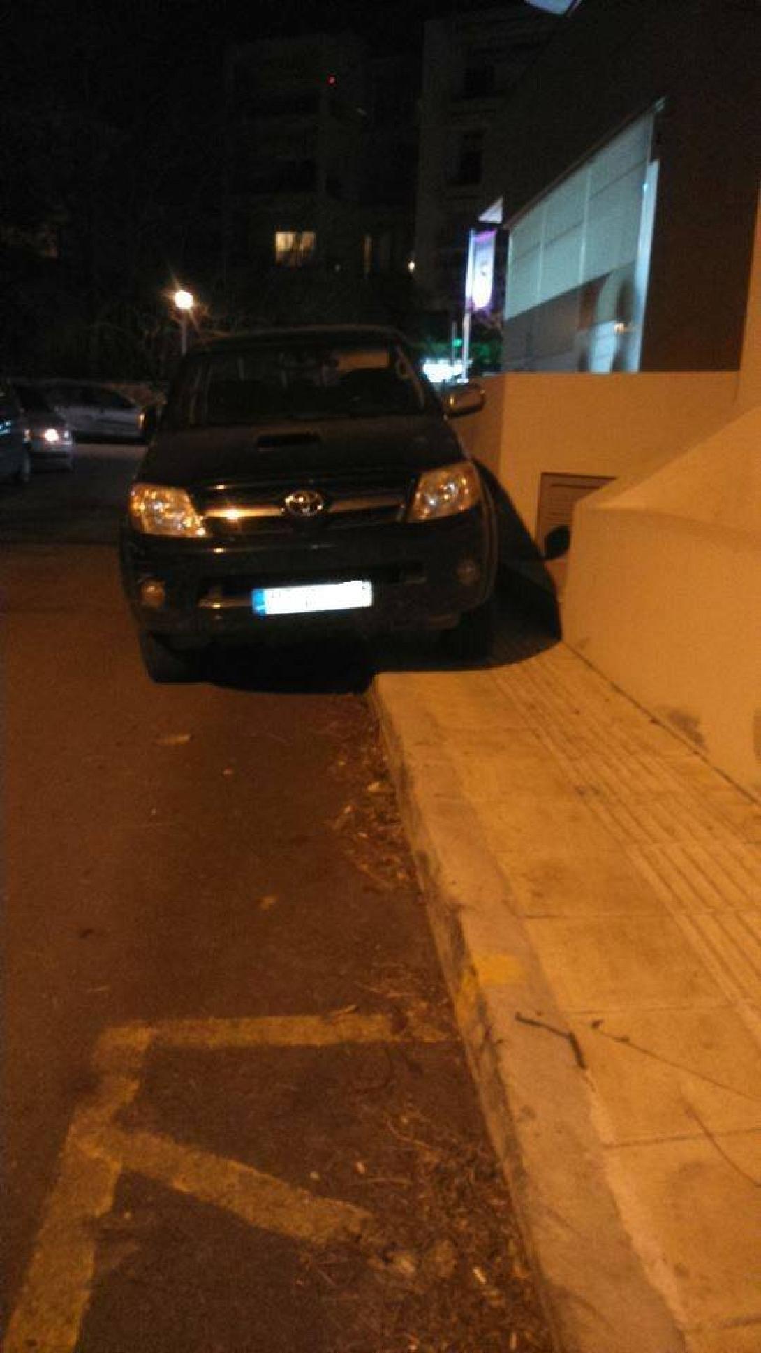 Ηράκλειο: Όταν ο πρώην πολιτικός &quot;προκαλεί&quot; στην ίδια του τη γειτονιά 