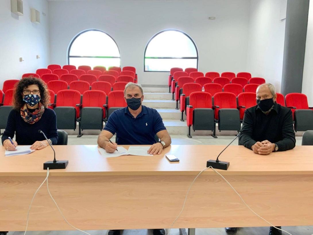 Υπογραφή σύμβασης δήμος ιεράπετρας
