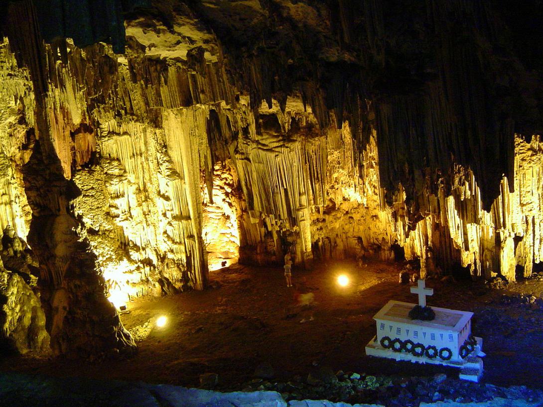 σπηλαιο μελιδονιου,μελιδονι